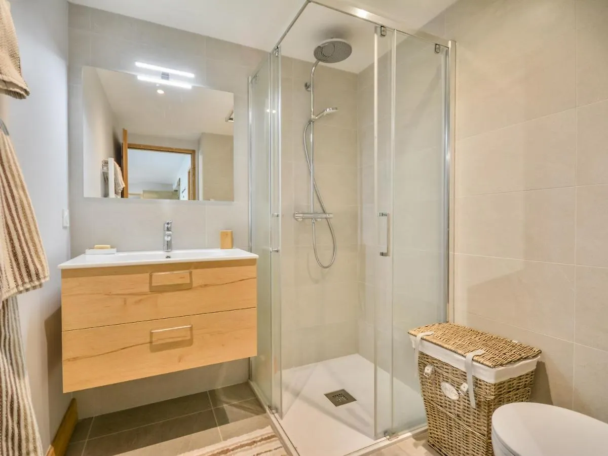 Appartement T3 A Morzine Avec Jacuzzi Privatif, Proche Navettes, 8 Pers. - Fr-1-684-58 0*,  Fransa